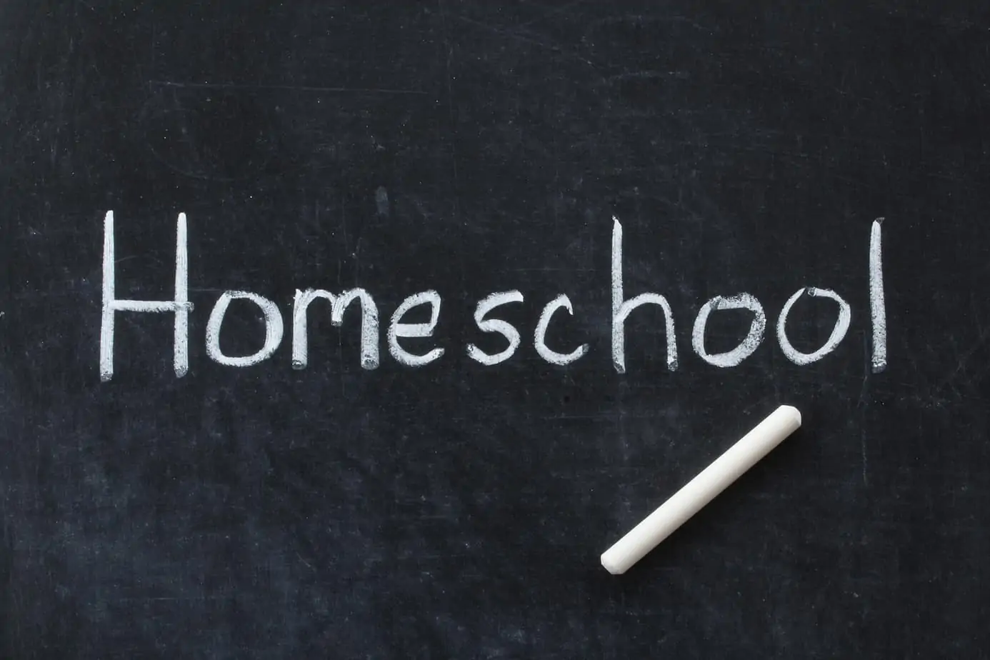 homeschool written on chalkboard E5D9MY2