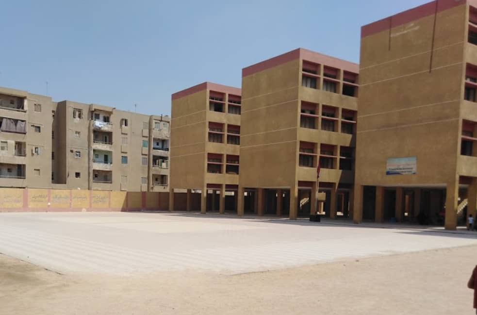 مدرسة السيدة خديجة الرسمية المتميزة لغات - 15