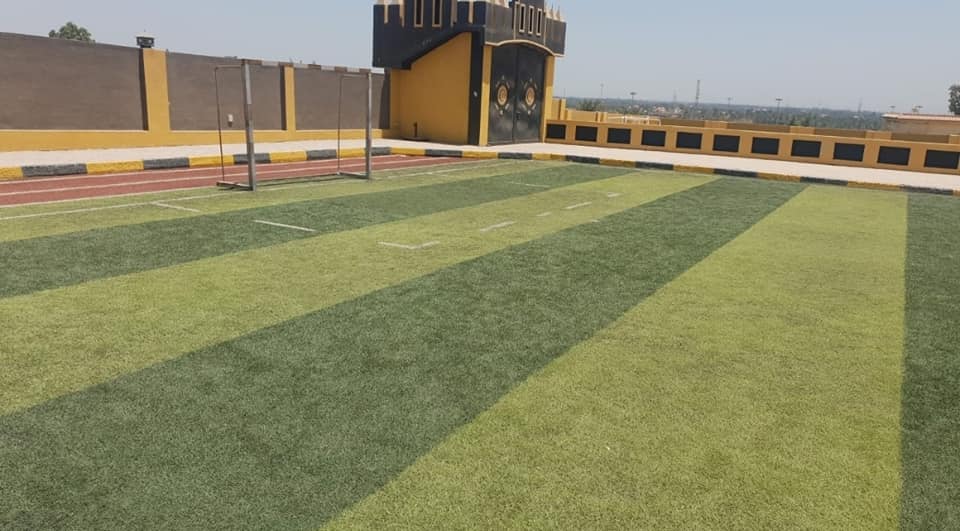 مدرسة نيوكاسل الناشونال - Newcastle School